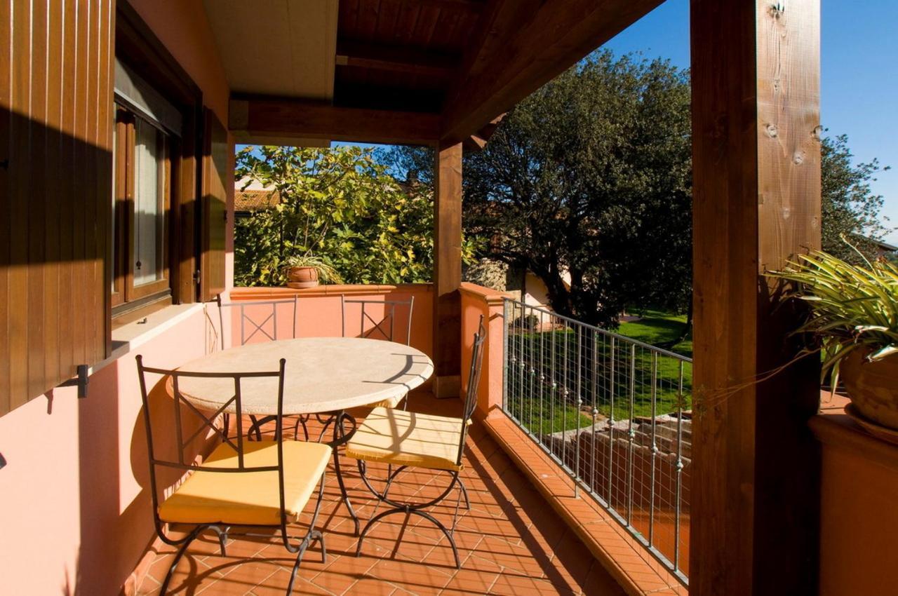 Agriturismo Poggio Corbello La Pesta ภายนอก รูปภาพ