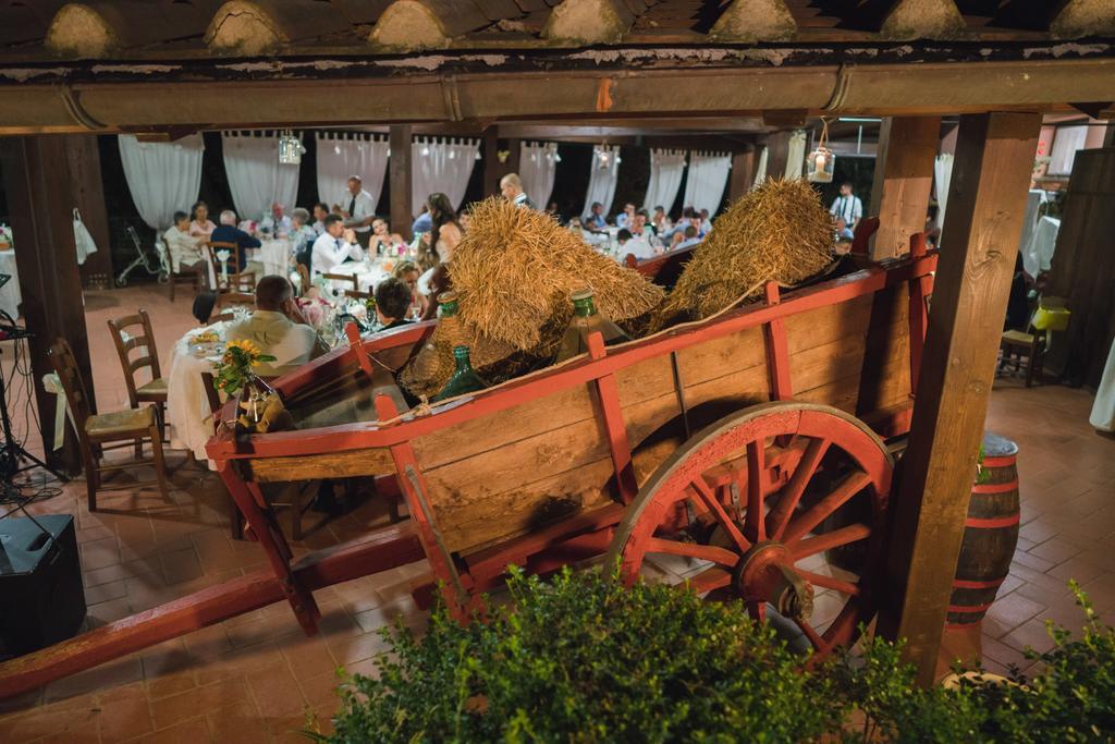 Agriturismo Poggio Corbello La Pesta ภายนอก รูปภาพ