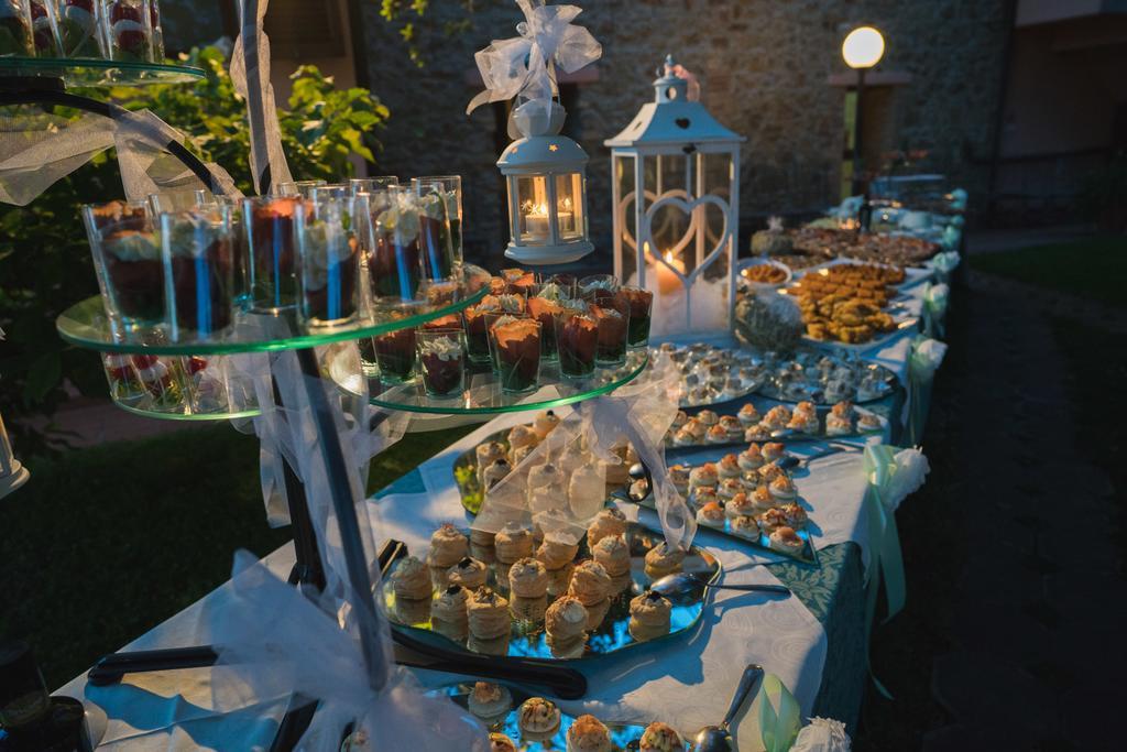 Agriturismo Poggio Corbello La Pesta ภายนอก รูปภาพ