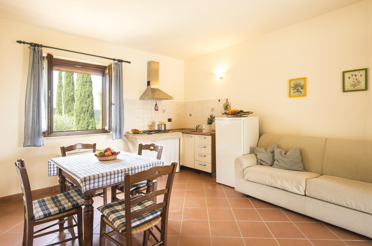 Agriturismo Poggio Corbello La Pesta ภายนอก รูปภาพ